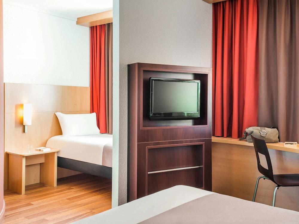 B&B Hotel Les Sables-D'Olonne Centre Gare Exterior photo